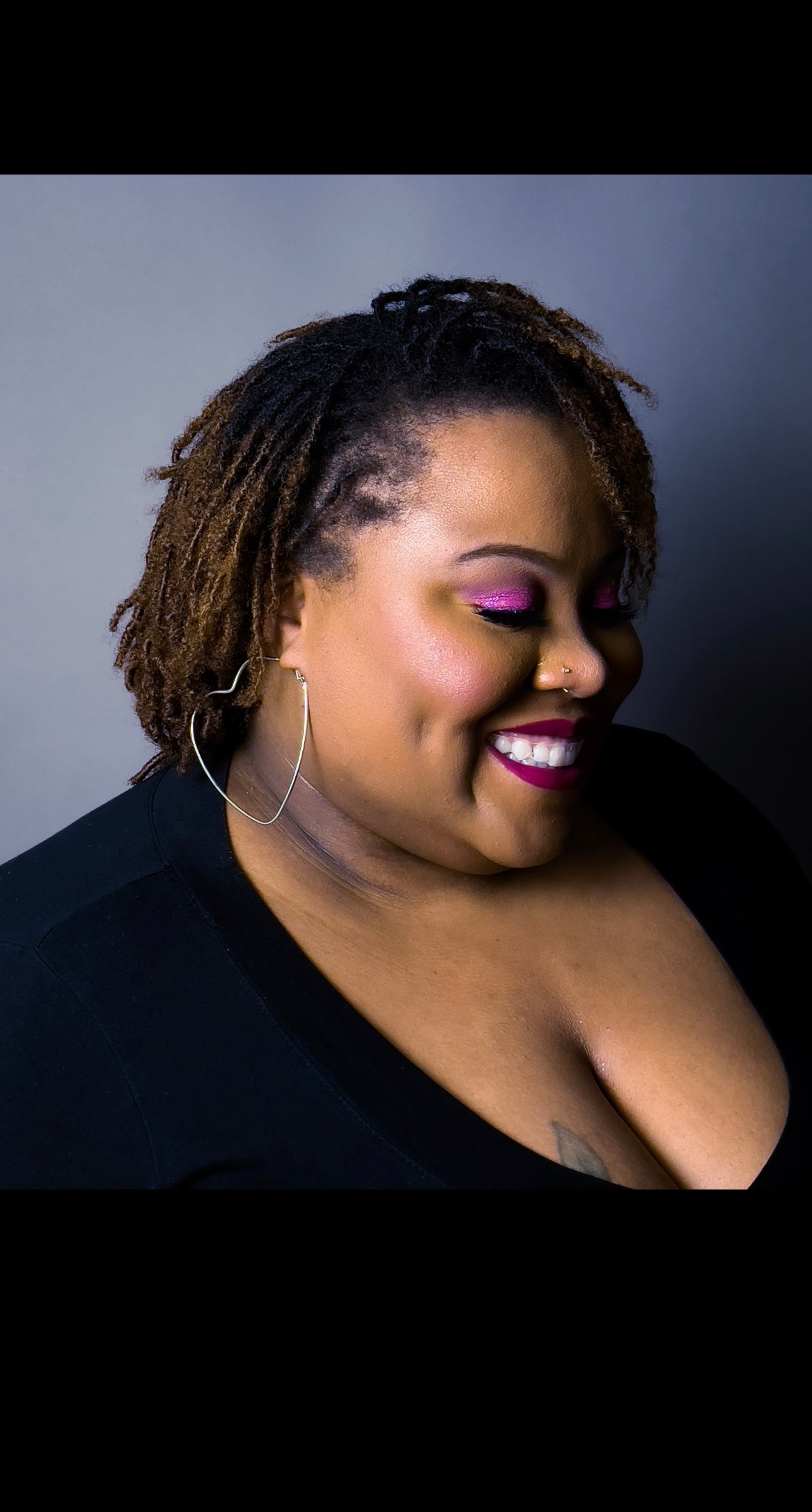 Owtspoken Big Rig Glow in The Dark License Plate Palette